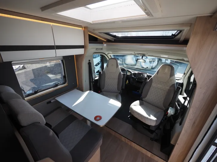 Fahrzeugbild Dethleffs Globebus Camp T1 Active-Paket, Automatik #7