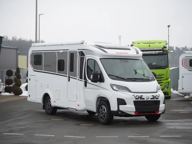 Fahrzeugbild Dethleffs Globebus Camp T4 Active, Autom., ACC, LED #3