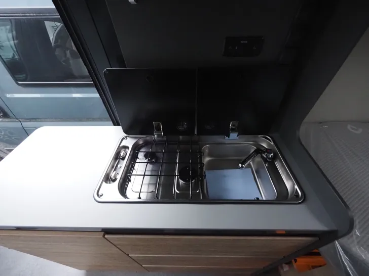 Fahrzeugbild Dethleffs Globetrail 600 DS, 180 PS Aut., Navi/Kam, D+E #12