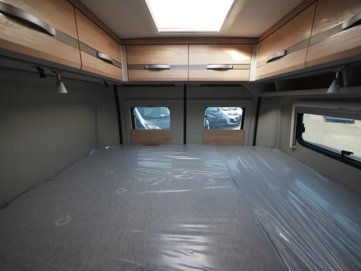 Fahrzeugbild Dethleffs Globetrail 600 DR, Pakete, Heizung 6E, Duo uvm #12