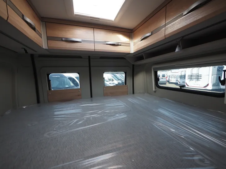 Fahrzeugbild Dethleffs Globetrail 600 DR, Pakete, Heizung 6E, Duo uvm #13