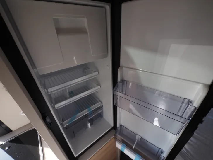 Fahrzeugbild Dethleffs Globetrail 600 DR, Pakete, Heizung 6E, Duo uvm #14