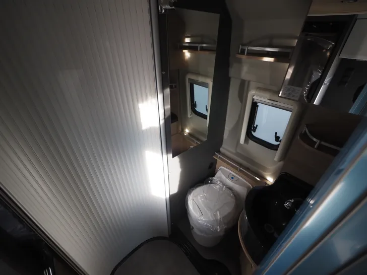 Fahrzeugbild Dethleffs Globetrail 600 DR, 180 PS Aut., Navi, 6E Heiz. #14