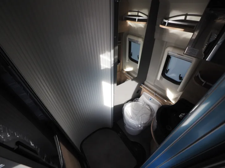 Fahrzeugbild Dethleffs Globetrail 600 DR, 180 PS Aut., Navi, 6E Heiz. #16