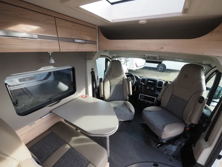 Fahrzeugbild Dethleffs Globetrail 600 DK, Aut.,Wohnraumklima,Dieselh. #8