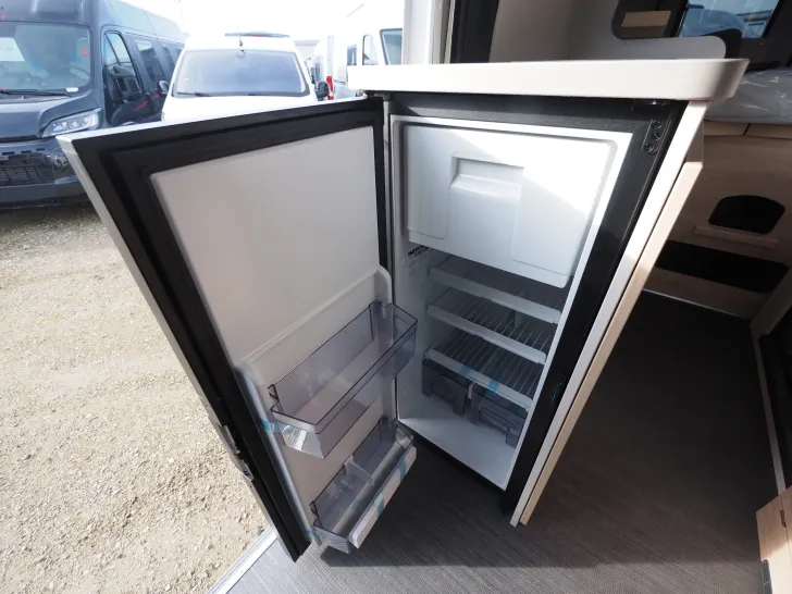 Fahrzeugbild Dethleffs Globetrail 600 DK, Aut.,Wohnraumklima,Dieselh. #11