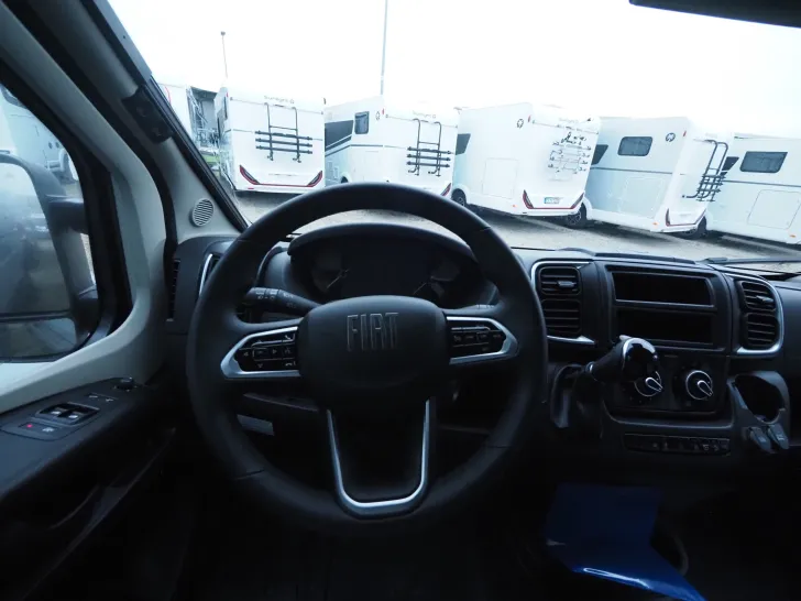 Fahrzeugbild Dethleffs Globetrail 600 DR, Auto., Chassis/El./Komf., uvm #4