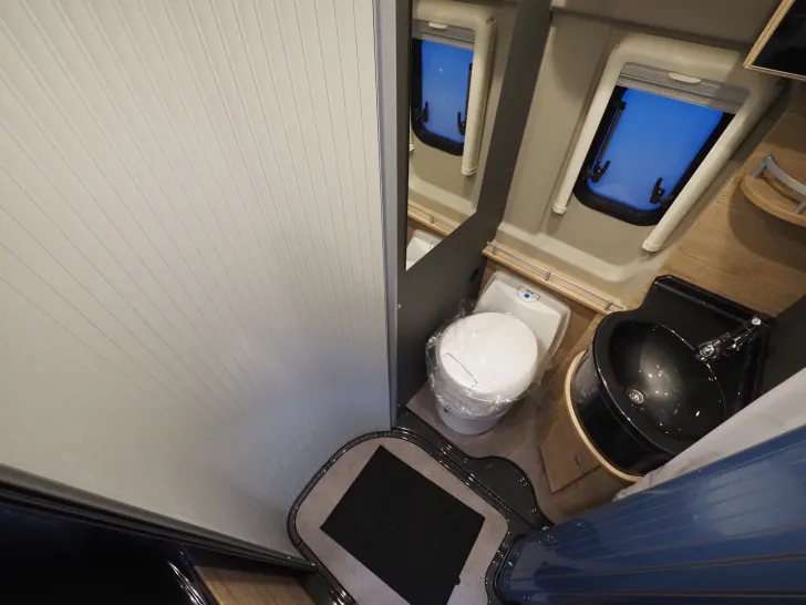 Fahrzeugbild Dethleffs Globetrail 600 DR, Auto., Chassis/El./Komf., uvm #15