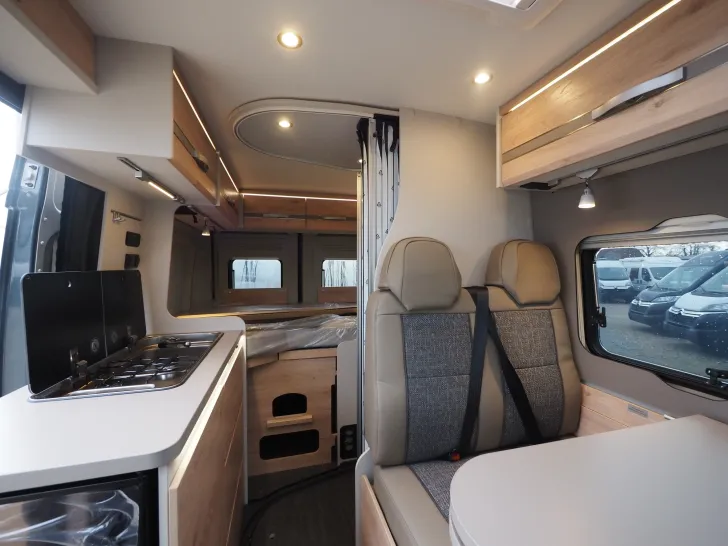 Fahrzeugbild Dethleffs Globetrail 540 DR, Aut., Pakete, Duo, 6E Heiz. #8