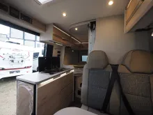 Fahrzeugbild Dethleffs Globetrail 540 DR, Aut., Pakete, Duo, 6E Heiz. #9