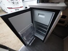 Fahrzeugbild Dethleffs Globetrail 540 DR, Aut., Pakete, Duo, 6E Heiz. #10