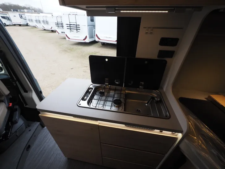 Fahrzeugbild Dethleffs Globetrail 540 DR, Aut., Pakete, Duo, 6E Heiz. #11