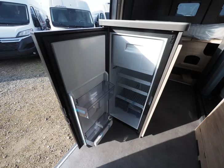 Fahrzeugbild Dethleffs Globetrail 600 DS, Chassis/Elektro./Komfort uvm #10