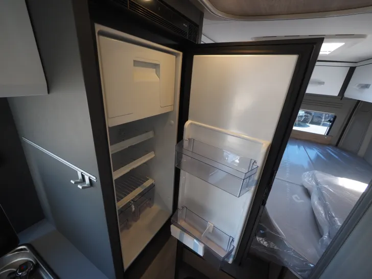 Fahrzeugbild Dethleffs Globetrail 640 ER, 180 PS, Maxi, Automatik #11