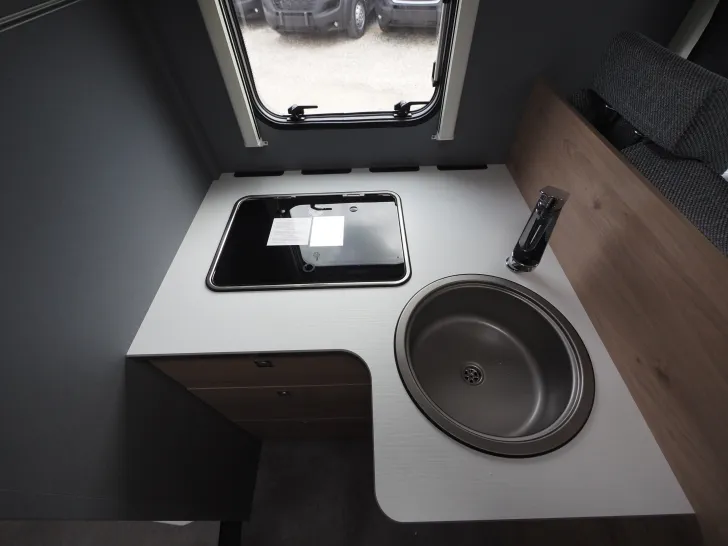 Fahrzeugbild Dethleffs Just Camp T 7052 EB, Hubbett, Isofix, Markise #7