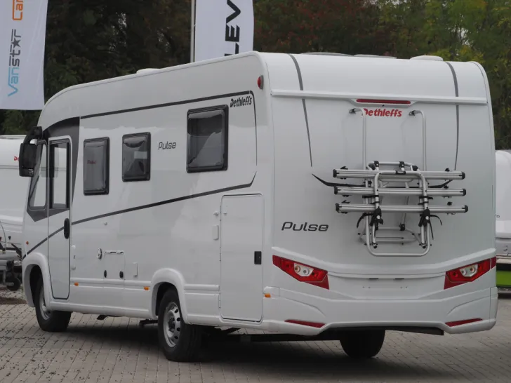 Fahrzeugbild Dethleffs Pulse I 7051 DBM GT, SAT/TV, 180 PS Maxi #3