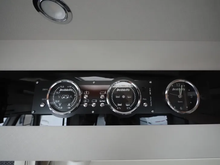 Fahrzeugbild Dethleffs Pulse I 7051 DBM GT, SAT/TV, 180 PS Maxi #15