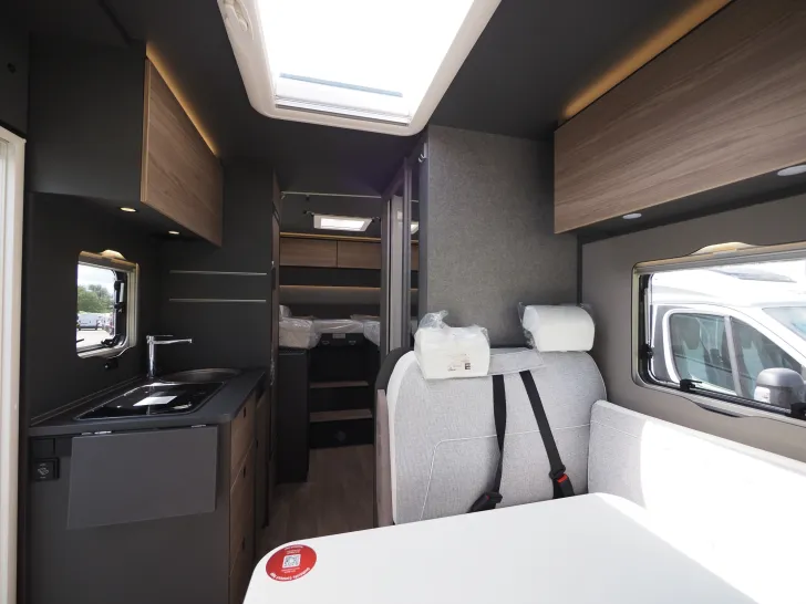 Fahrzeugbild Dethleffs Trend I 6617 EB GT Paket, 180 PS Autom. uvm. #9