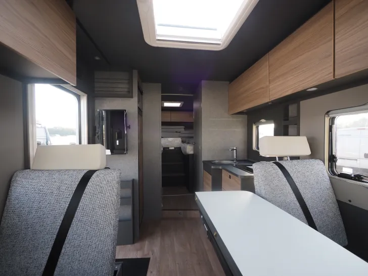 Fahrzeugbild Dethleffs Trend I 7057 EBL GT, 180 Auto., SAT/TV, uvm. ! #6