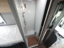 Fahrzeugbild Dethleffs Trend T 6617 EB, Hubbett, Familypaket, uvm. #8