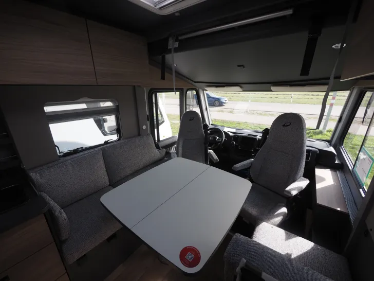 Fahrzeugbild Dethleffs Trend I 7057 EBL, 180 PS Auto., Face-To-Face #7