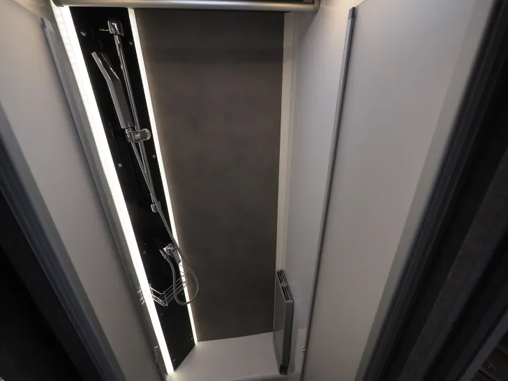 Fahrzeugbild Dethleffs Trend T 7057 EB, Winterkomfort/ALDE, 180 Aut. #13