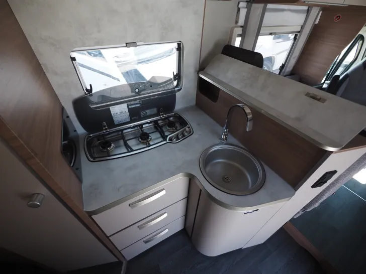 Fahrzeugbild Knaus L!VE WAVE 650 MF, Navi, Markise, uvm. #11