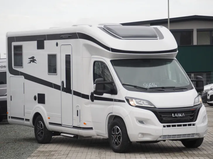 Fahrzeugbild Laika ECOVIP L 3009, 180 PS Maxi Autom., Tageszul. #2