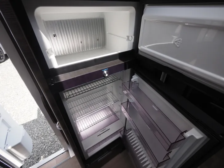 Fahrzeugbild Laika ECOVIP H 4109DS, 180 PS Automatik ! #12