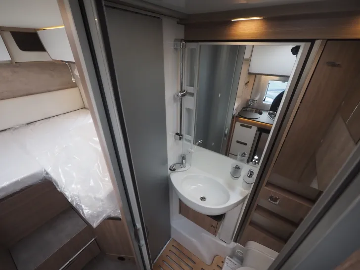 Fahrzeugbild Laika ECOVIP L 2009, Autom., Hubbett, Pro Paket #12