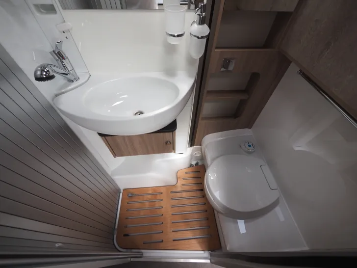 Fahrzeugbild Laika ECOVIP L 2009, Automatik, Pack Safety, uvm. #17