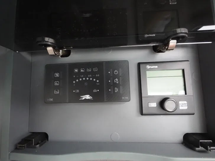 Fahrzeugbild Laika KOSMO H 1409, 180 PS Auto., Multimedia/Kam. #8