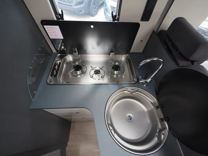 Fahrzeugbild Laika KOSMO H 1409, 180 PS Auto., Multimedia/Kam. #10