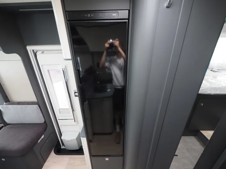 Fahrzeugbild Laika KOSMO H 1409, 180 PS Auto., Multimedia/Kam. #12