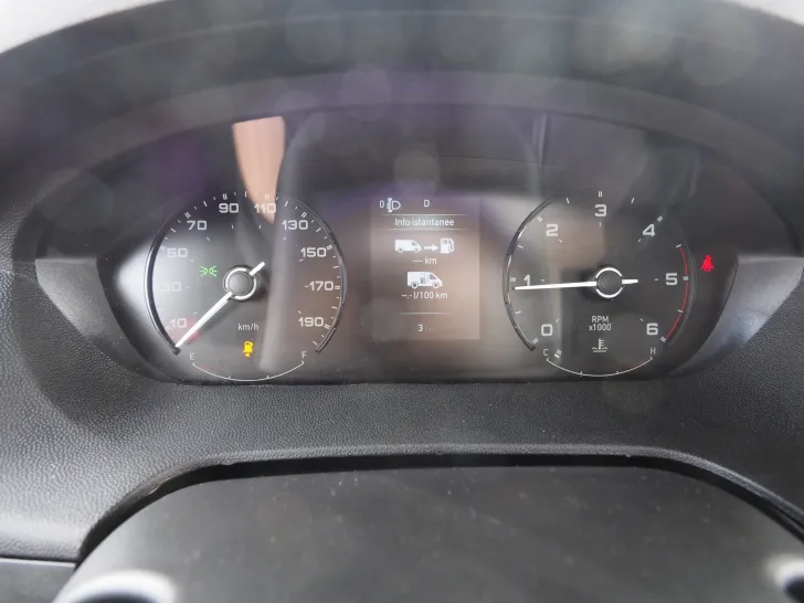 Fahrzeugbild Laika KOSMO H 1409, 180 PS Auto., Multimedia/Kam. #19