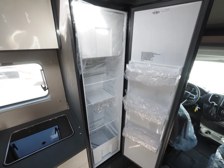 Fahrzeugbild Laika KOSMO L 105, Automatik, Radträger, Rundsitzgr. #13