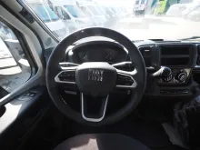 Fahrzeugbild Laika KOSMO L 105, Rundsitzgruppe/Hubbett, Autom. #6