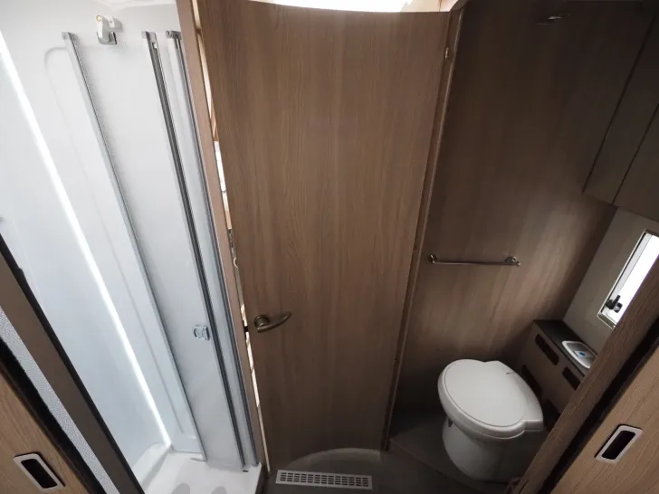 Fahrzeugbild Laika ECOVIP L 4009, Alde,Chassis Pro & Safety Pack #16