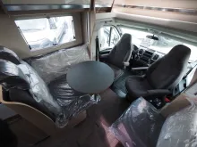 Fahrzeugbild Laika ECOVIP L 4009, 180 PS Maxi Auto., Hubbett #4