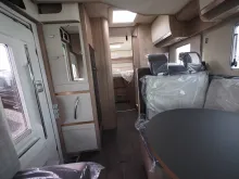 Fahrzeugbild Laika ECOVIP L 4009, 180 PS Maxi Auto., Hubbett #5