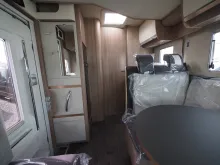 Fahrzeugbild Laika ECOVIP L 4009, 180 PS Maxi Auto., Hubbett #6