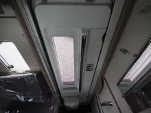 Fahrzeugbild Laika ECOVIP L 4009, 180 PS Maxi Auto., Hubbett #7