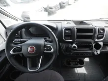 Fahrzeugbild Laika ECOVIP L 4009, 180 PS Maxi Auto., Hubbett #16