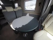 Fahrzeugbild Laika KOSMO L 409, Hubbett, Multimedia, uvm. #8