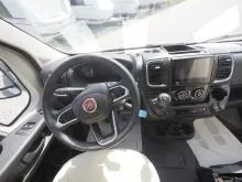 Fahrzeugbild Laika KOSMO L 409, Hubbett, Multimedia, uvm. #19