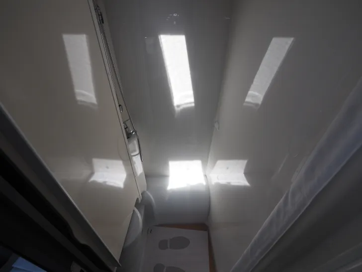 Fahrzeugbild Laika KOSMO H 1319, 180 PS Maxi Autom., Komfortp. #16