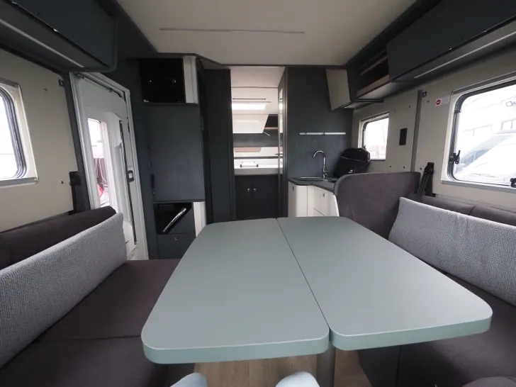 Fahrzeugbild Laika KOSMO L 412 DS, Automatik, Navi/Kam. uvm. #6