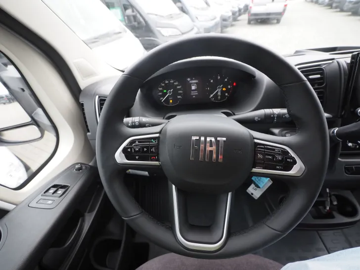 Fahrzeugbild Laika KOSMO L 412 DS, Automatik, Navi/Kam. uvm. #18