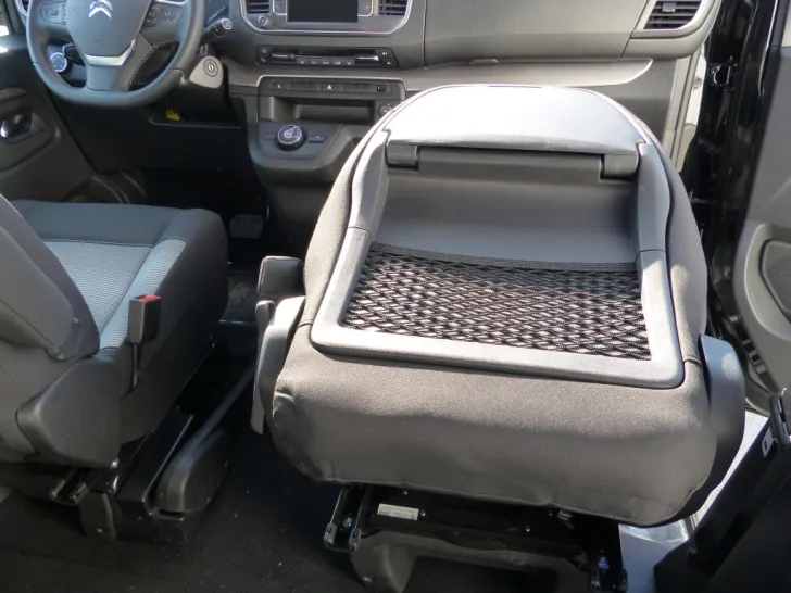 Fahrzeugbild Pössl CAMPSTER, Heizung, Navi, Xenon, uvm. #14