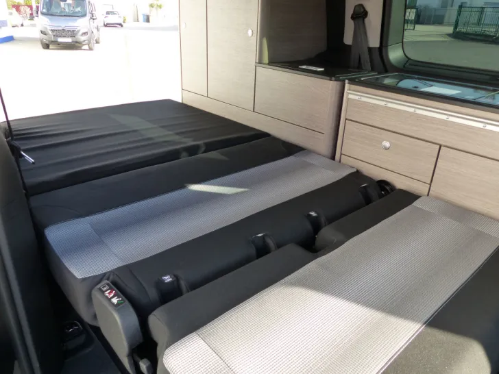 Fahrzeugbild Pössl CAMPSTER, Heizung, Navi, Xenon, uvm. #20